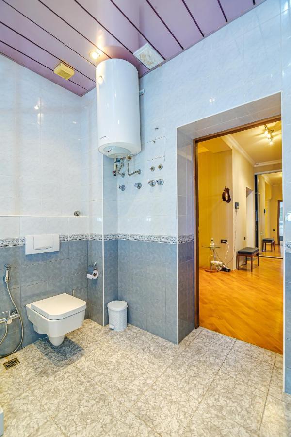 Vip Apartamen Nizami Street Leilighet Baku Eksteriør bilde