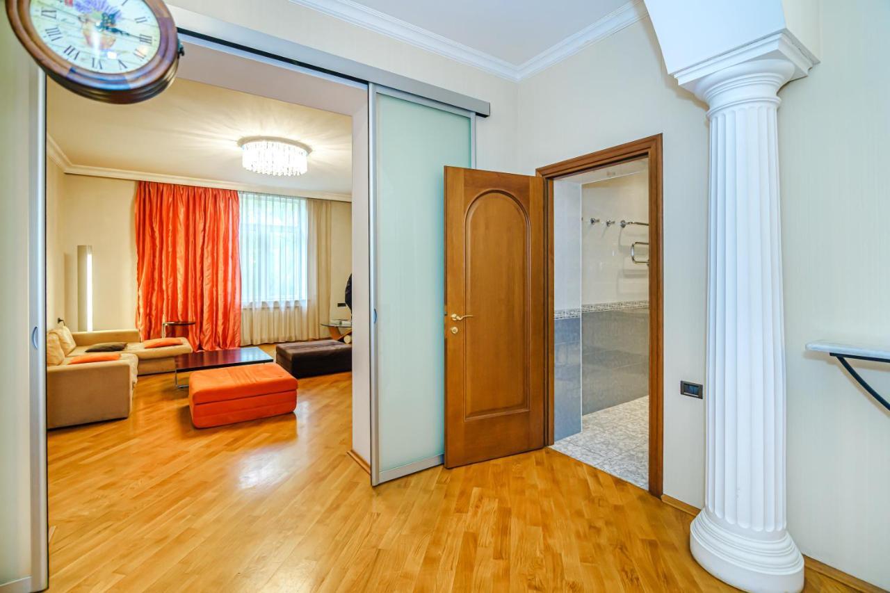 Vip Apartamen Nizami Street Leilighet Baku Eksteriør bilde