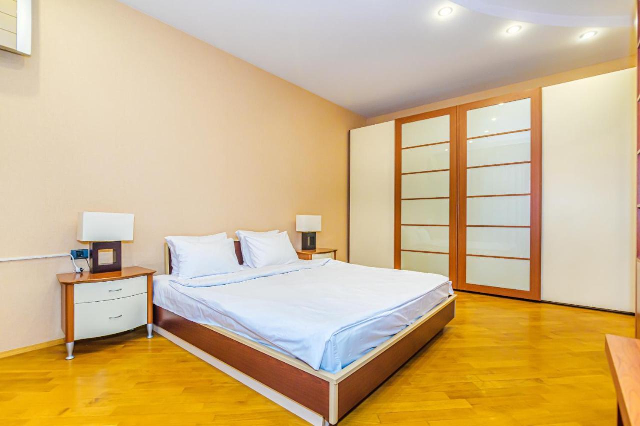 Vip Apartamen Nizami Street Leilighet Baku Eksteriør bilde